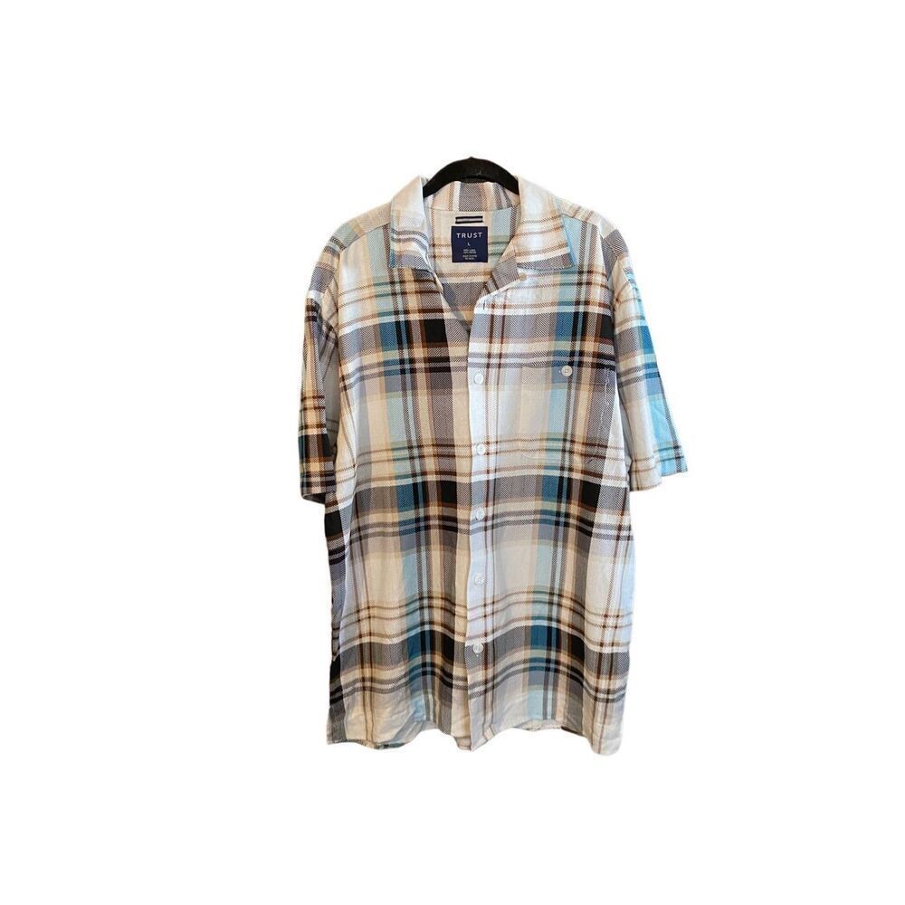 Trust men’s white tan and blue plaid, short sleeve linen, blend shirt, size larg